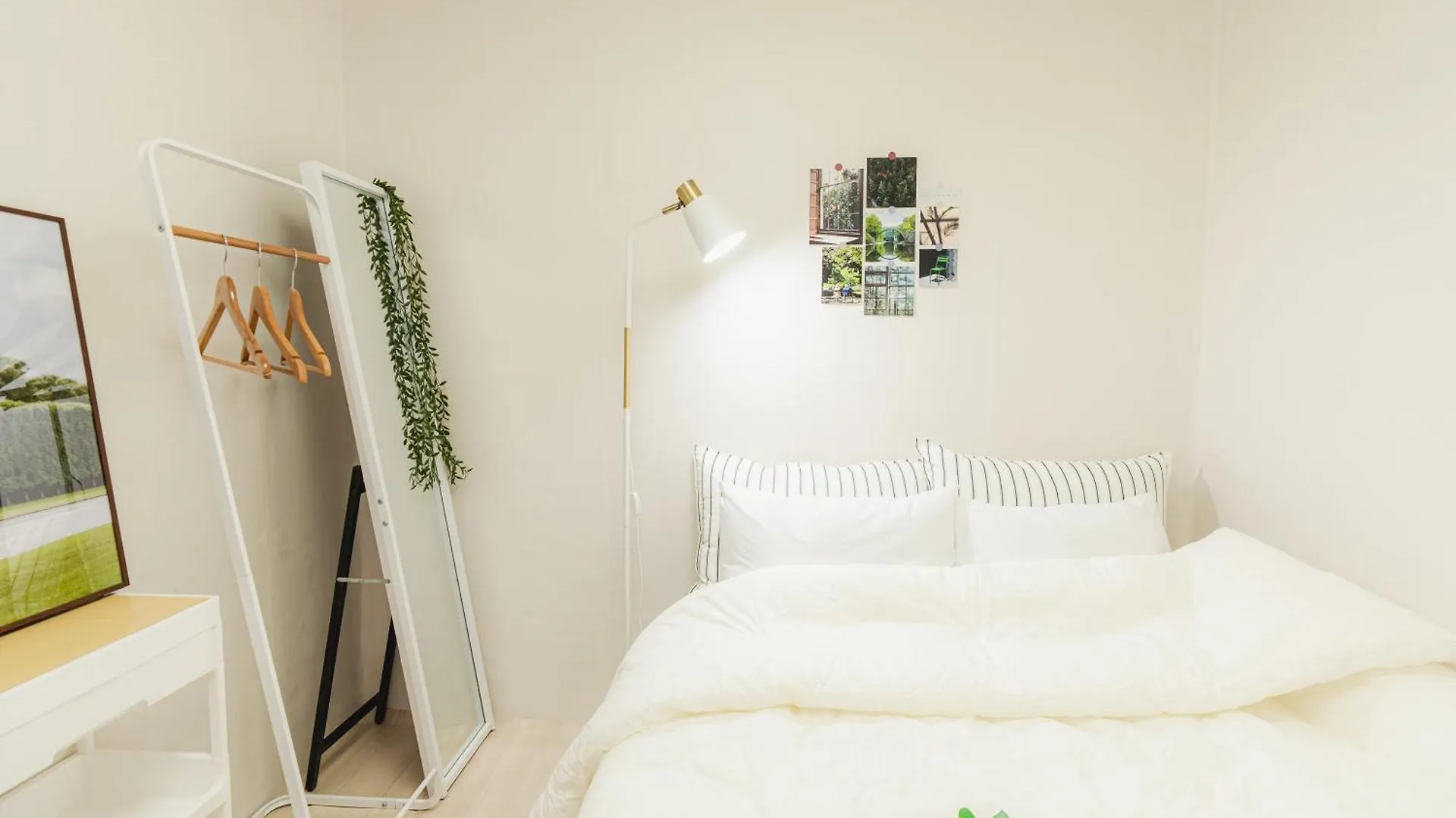 Gangnam, Near Subway, Full Option, 2 Bedrooms Seoul Apartment