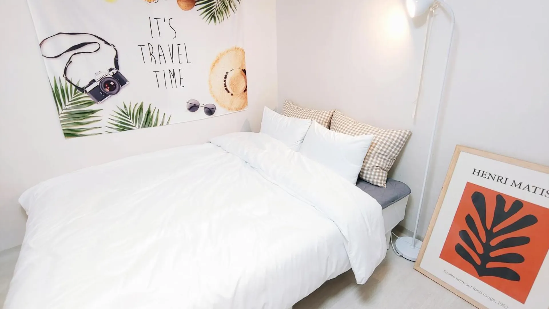 Gangnam, Near Subway, Full Option, 2 Bedrooms Seoul